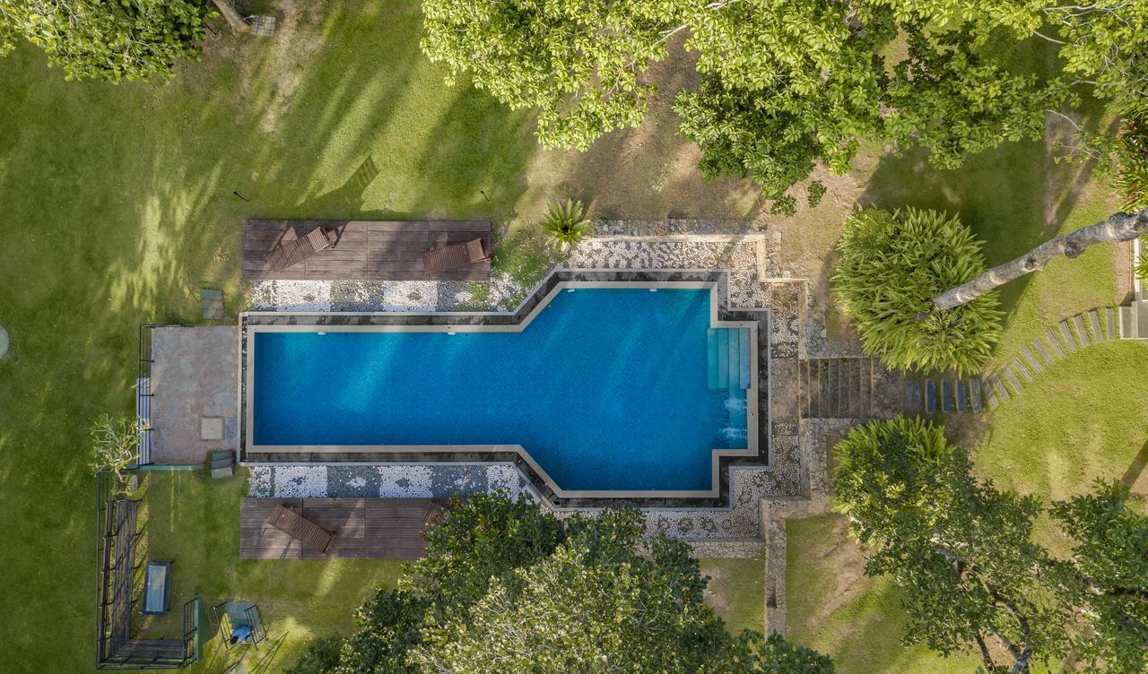 Villa Crystals Malabe Exterior photo